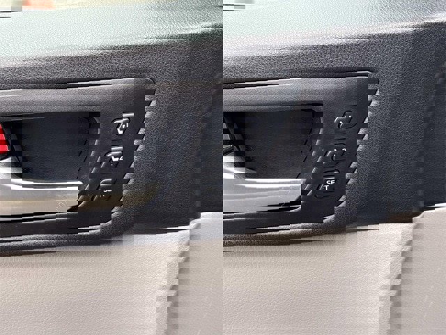 Used 2019 Toyota Highlander Limited image 28