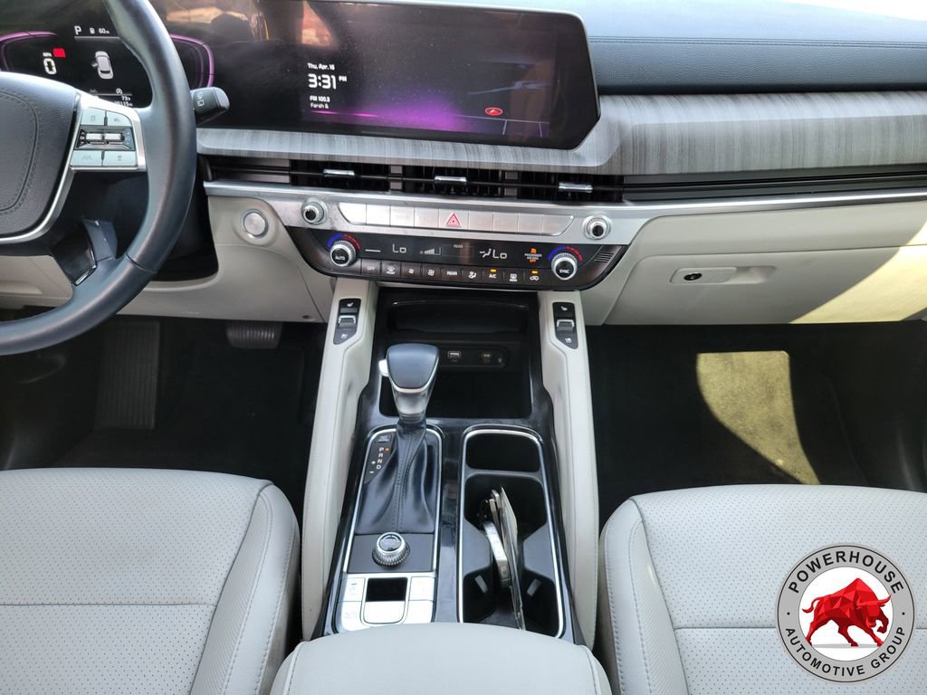 Used 2024 Kia Telluride EX w/ EX Captain's Chair Package FWD image 22