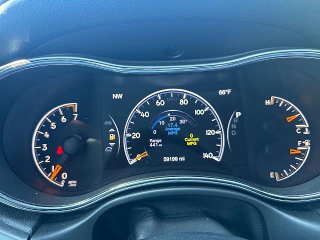 Used 2020 Jeep Grand Cherokee Altitude AWD/4WD image 22