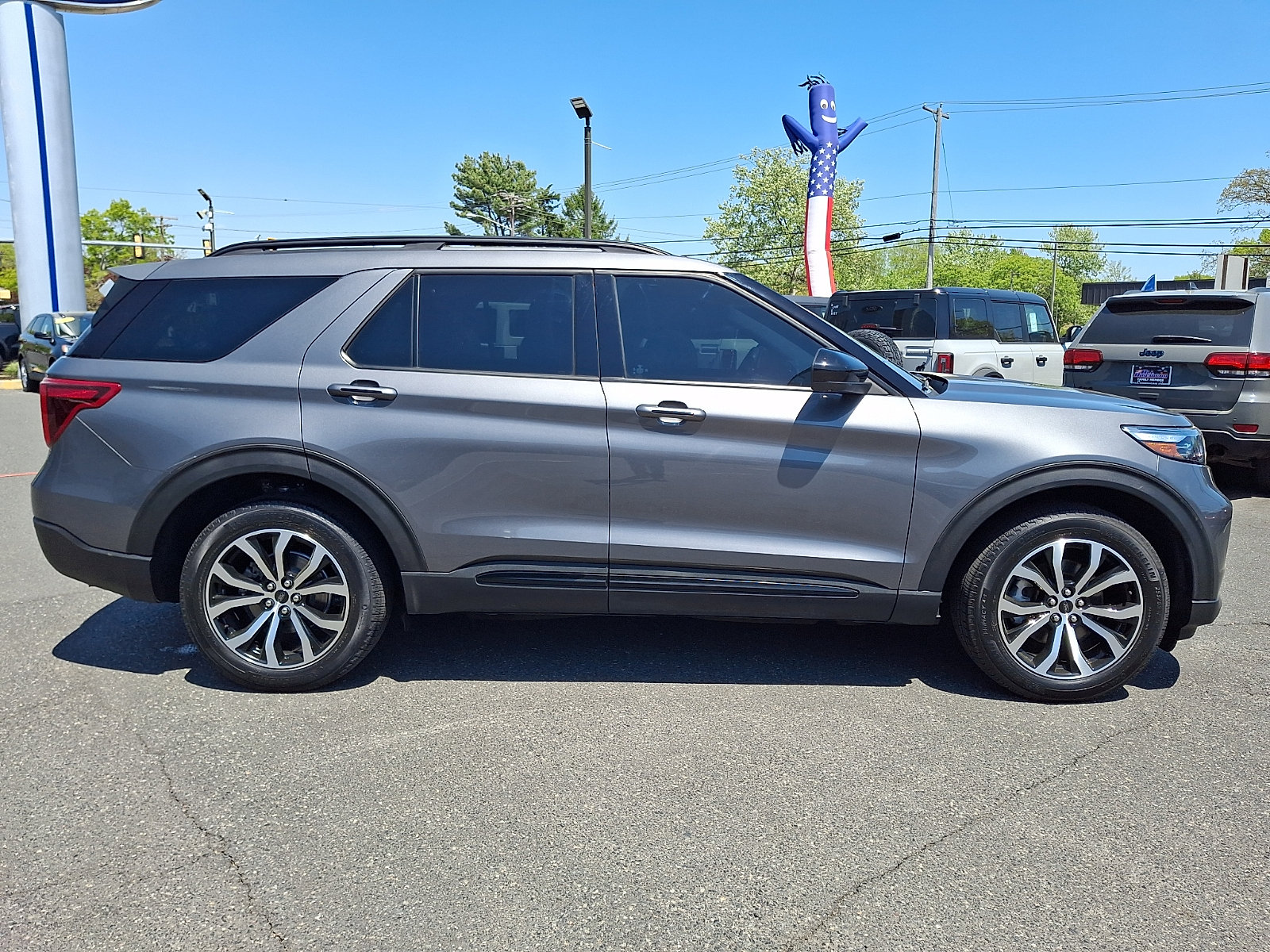 Certified 2022 Ford Explorer ST-Line AWD/4WD image 12