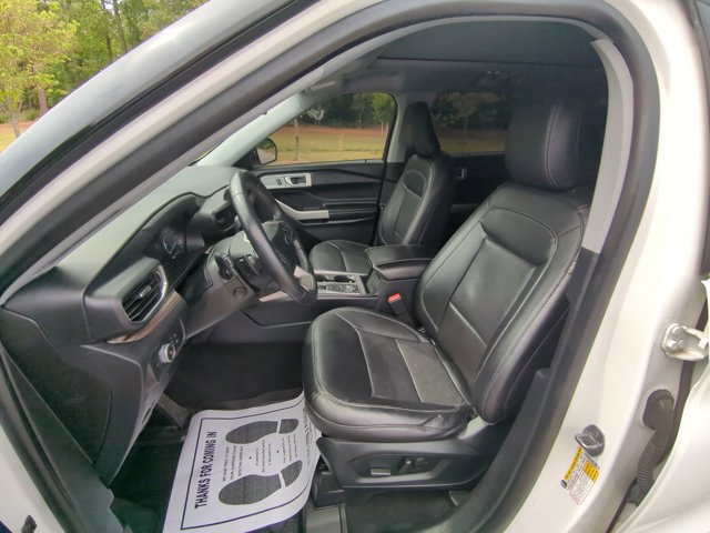 Certified 2021 Ford Explorer Limited w/ Equipment Group 301A AWD/4WD image 16