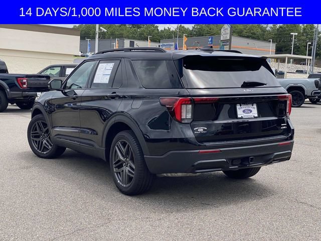 Certified 2025 Ford Explorer ST-Line w/ ST-Line Street Pack AWD/4WD image 31