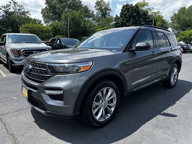 Certified 2023 Ford Explorer XLT w/ Equipment Group 202A AWD/4WD image 9