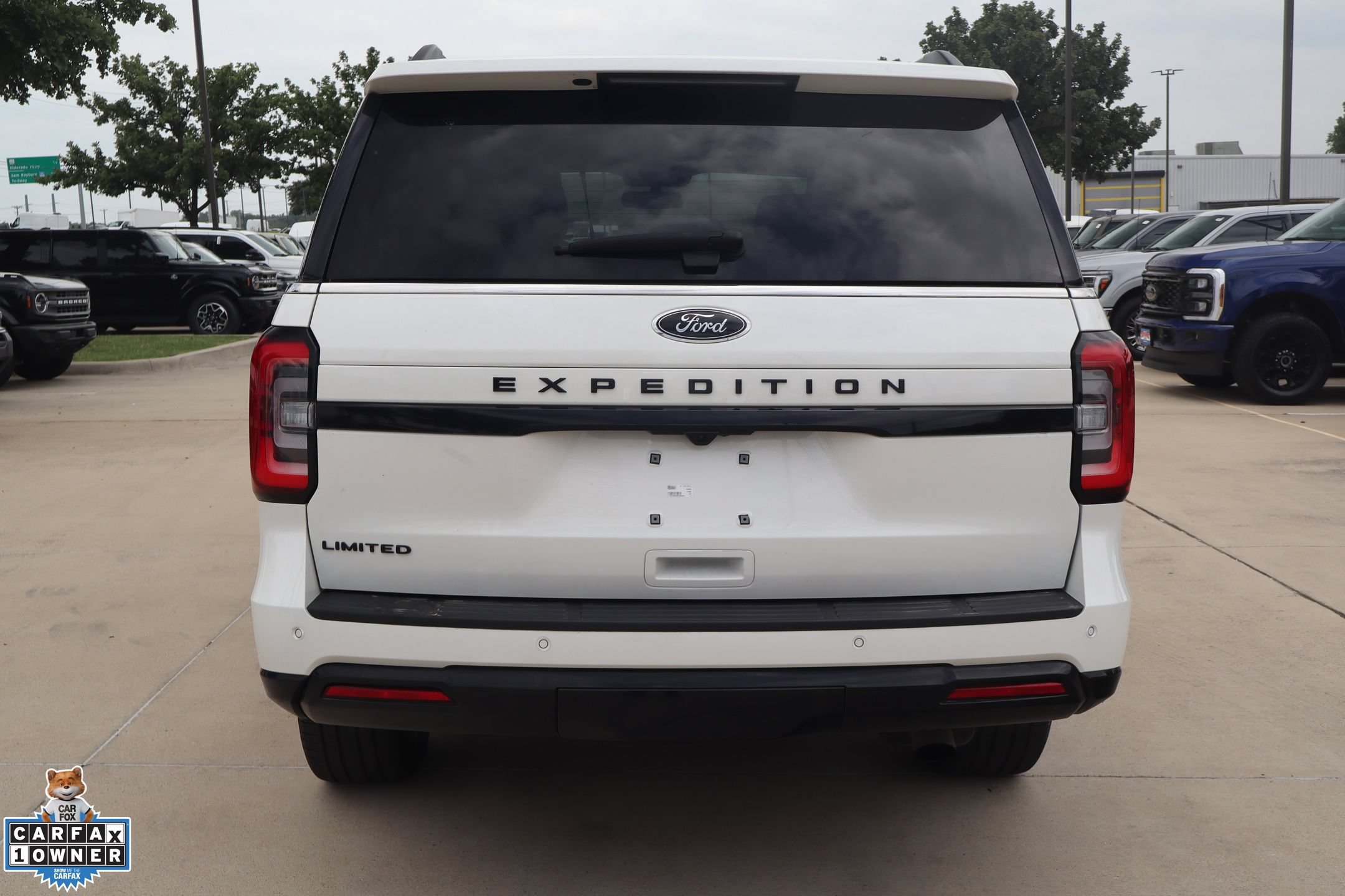 Certified 2024 Ford Expedition Limited AWD/4WD image 4