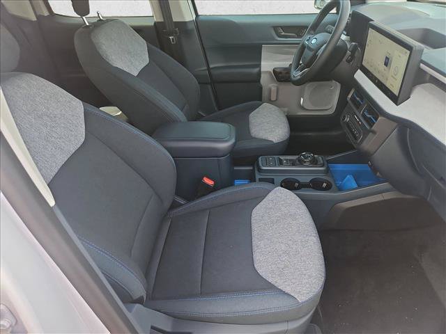 Certified 2025 Ford Maverick XLT w/ 4K Tow Package AWD/4WD image 19