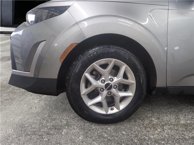 Used 2024 Kia Soul LX w/ Option Group 015 image 14