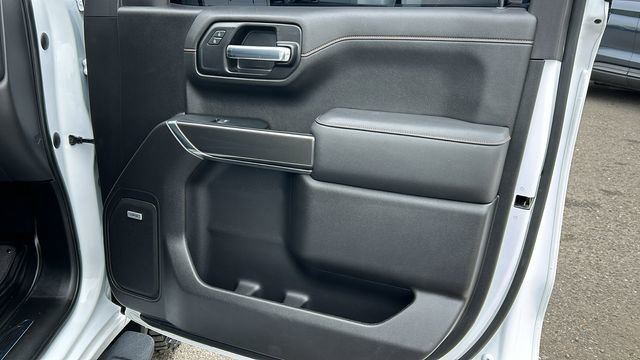 Used 2022 GMC Sierra 1500 AT4 w/ AT4 Preferred Package image 10