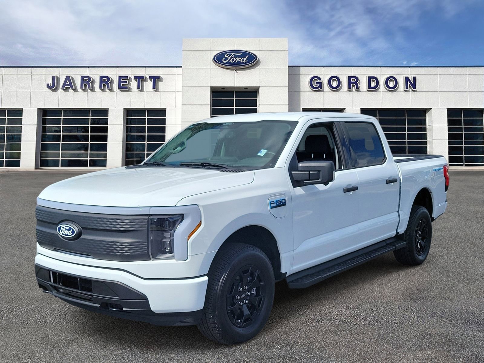 Certified 2025 Ford F150 Lightning XLT AWD/4WD image 2