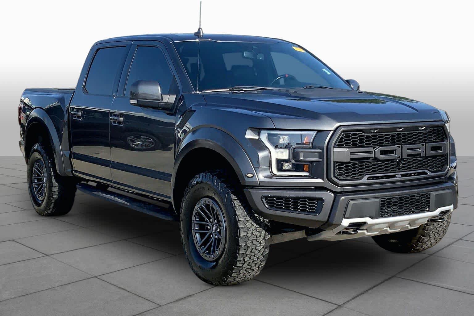Certified 2019 Ford F150 Raptor w/ Equipment Group 802A Luxury AWD/4WD image 3