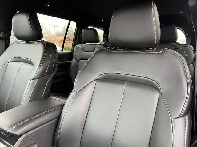 Used 2024 Jeep Grand Cherokee L Limited image 20