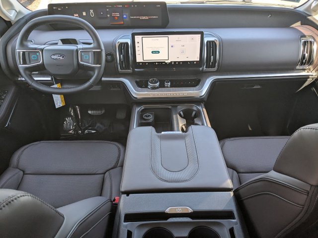 Certified 2026 Ford Expedition Max Platinum w/ Platinum Ultimate Package AWD/4WD image 14