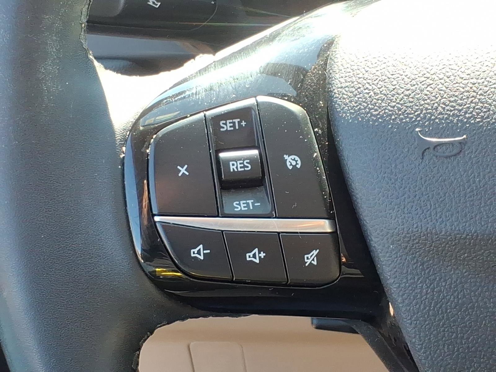 Certified 2021 Ford Escape SE w/ Convenience Package AWD/4WD image 16