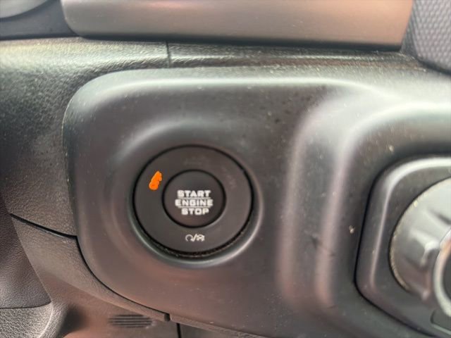 Used 2020 Jeep Wrangler Sport AWD/4WD image 11