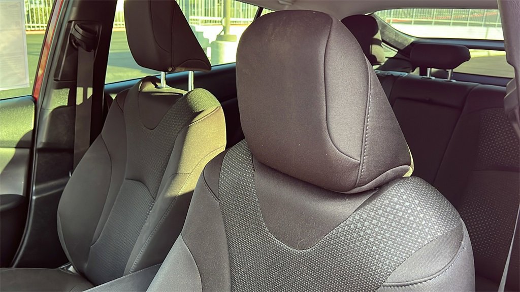 Used 2019 Toyota Prius LE image 14