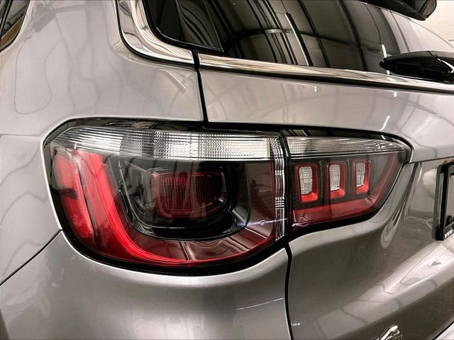Used 2021 Jeep Compass Latitude w/ Convenience Group AWD/4WD image 28