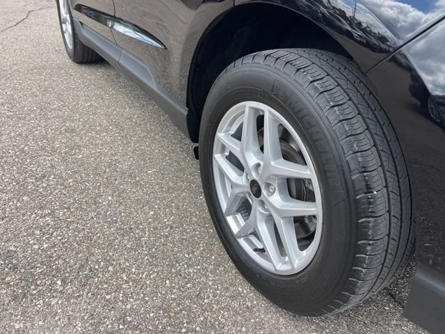 Certified 2024 Ford Edge SEL w/ Convenience Package AWD/4WD image 23
