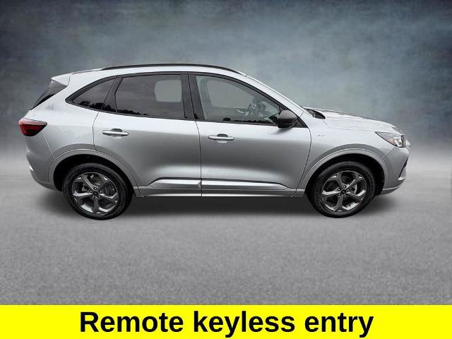 Certified 2024 Ford Escape ST-Line AWD/4WD image 7