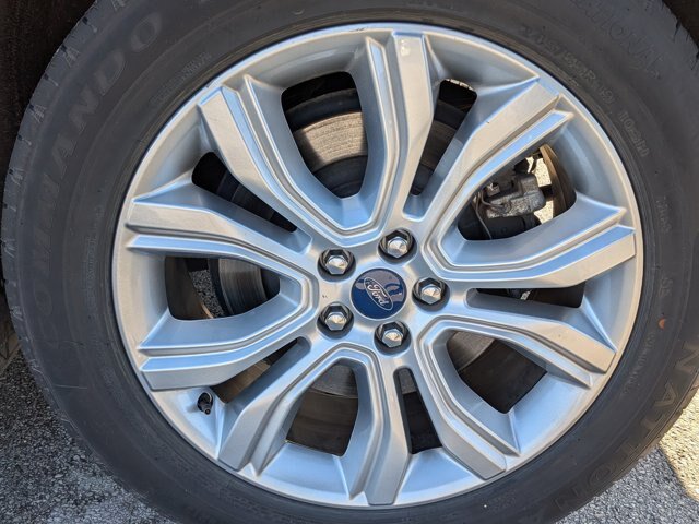 Certified 2022 Ford Edge Titanium AWD/4WD image 30
