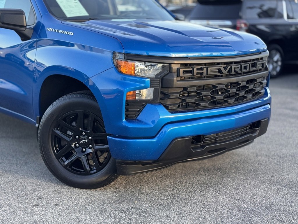 Used 2022 Chevrolet Silverado 1500 Custom image 3