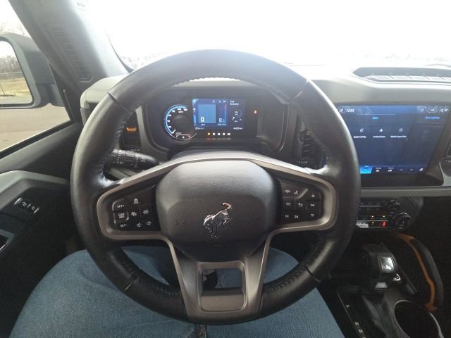 Certified 2022 Ford Bronco Badlands image 38