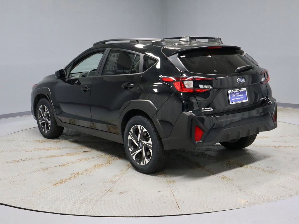 Used 2025 Subaru Crosstrek 2.0i Premium AWD/4WD image 3