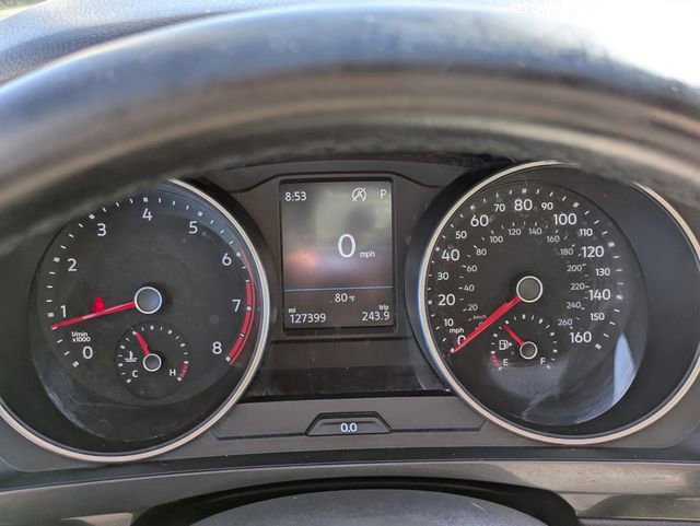 Used 2018 Volkswagen Tiguan SE image 26