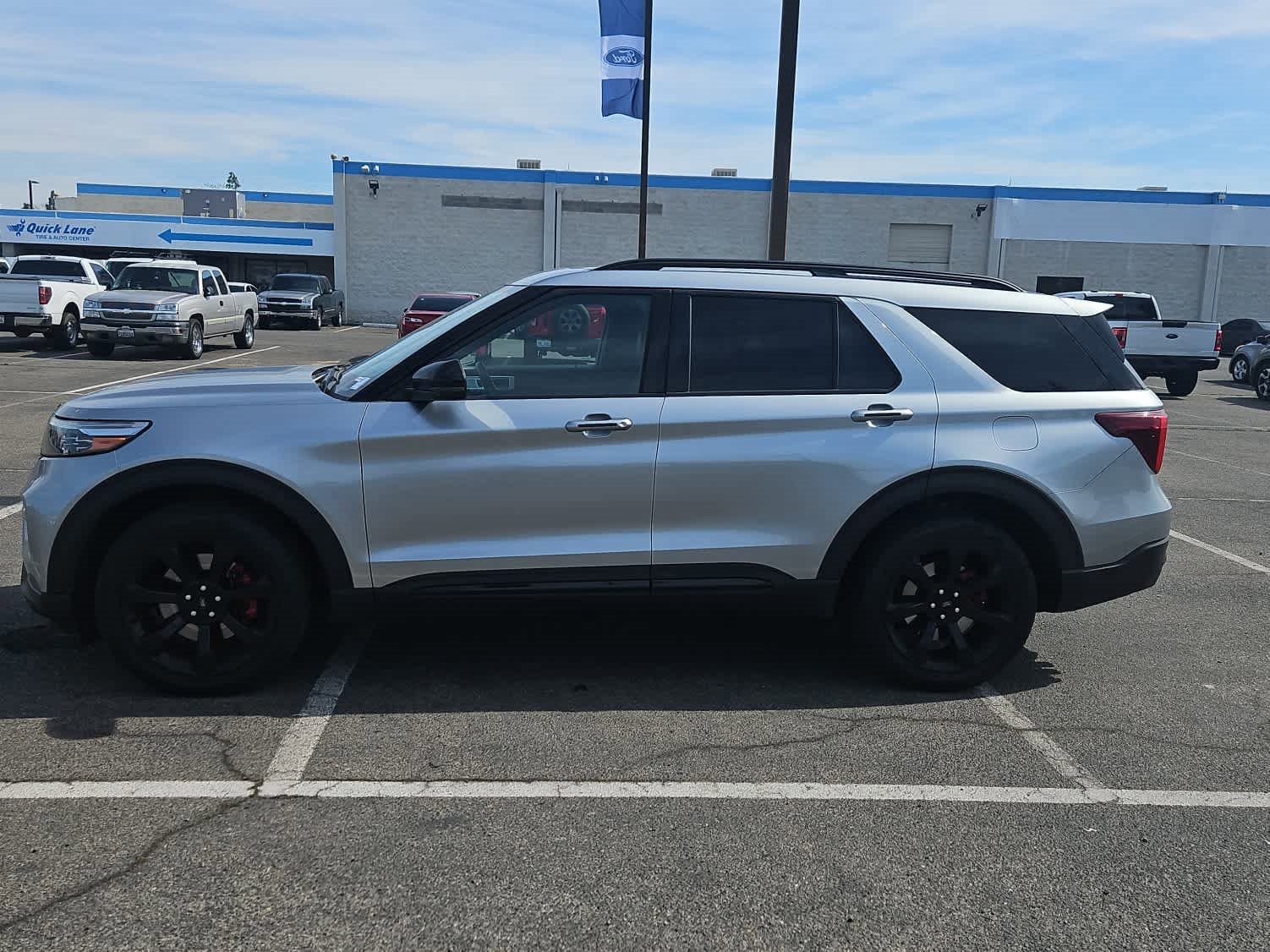 Certified 2024 Ford Explorer ST w/ Equipment Group 401A image 2