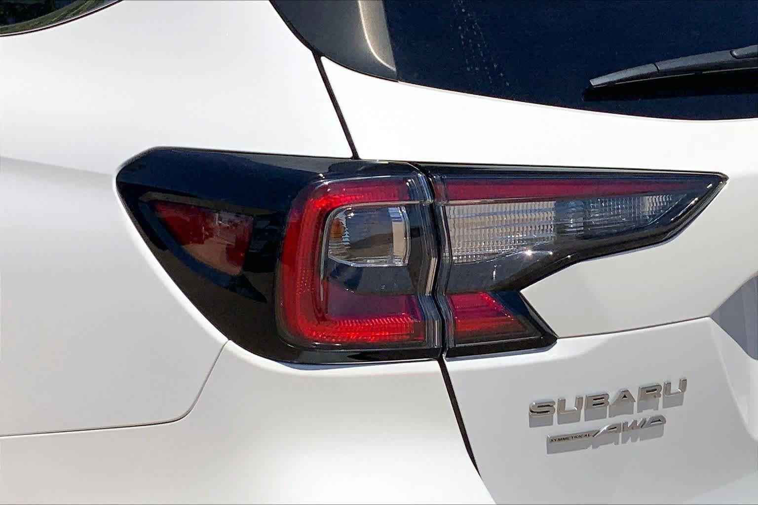 Used 2021 Subaru Outback Premium AWD/4WD image 29