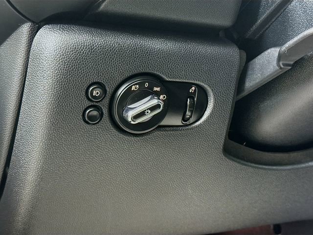 Used 2019 MINI Cooper S w/ Premium Package image 10