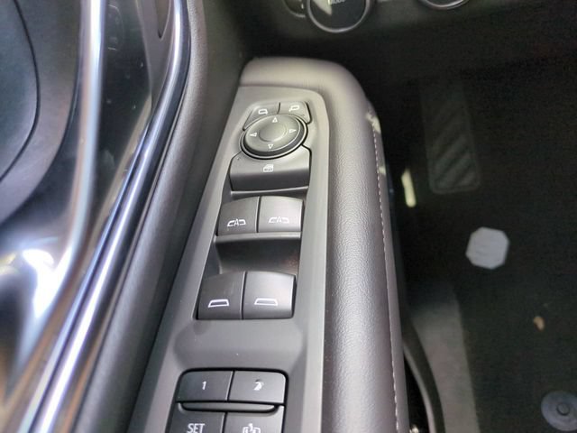 Used 2021 Chevrolet Suburban LT RWD image 26