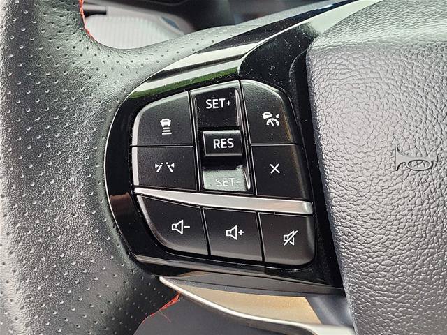 Certified 2025 Ford Explorer ST-Line AWD/4WD image 31