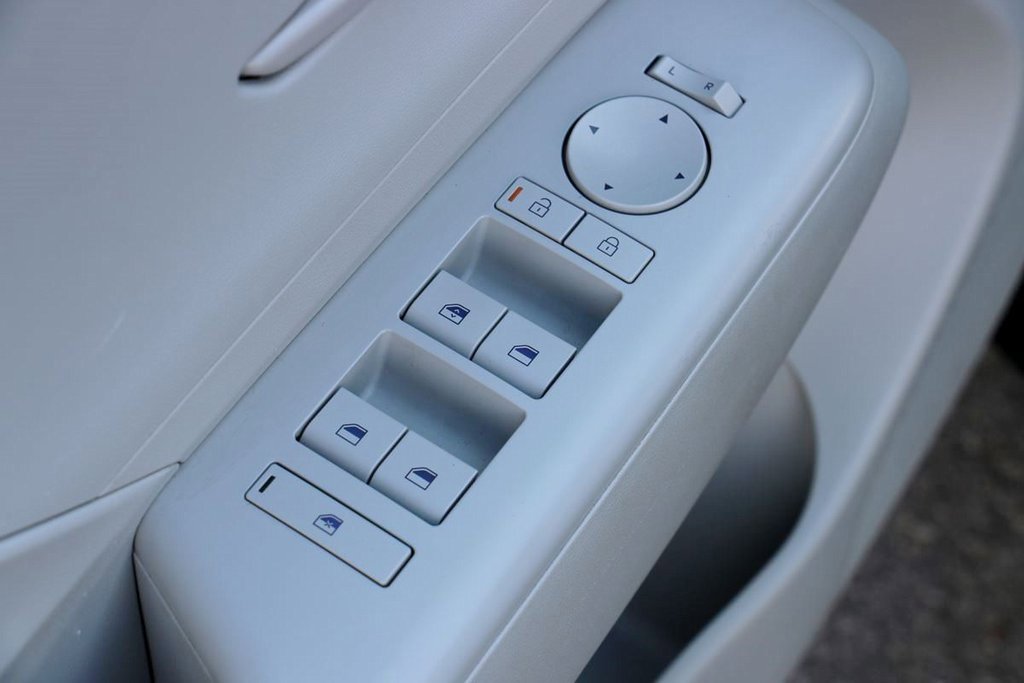 Used 2025 Hyundai Kona SEL image 15