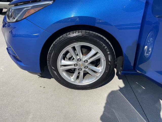 Used 2018 Chevrolet Cruze LT image 10