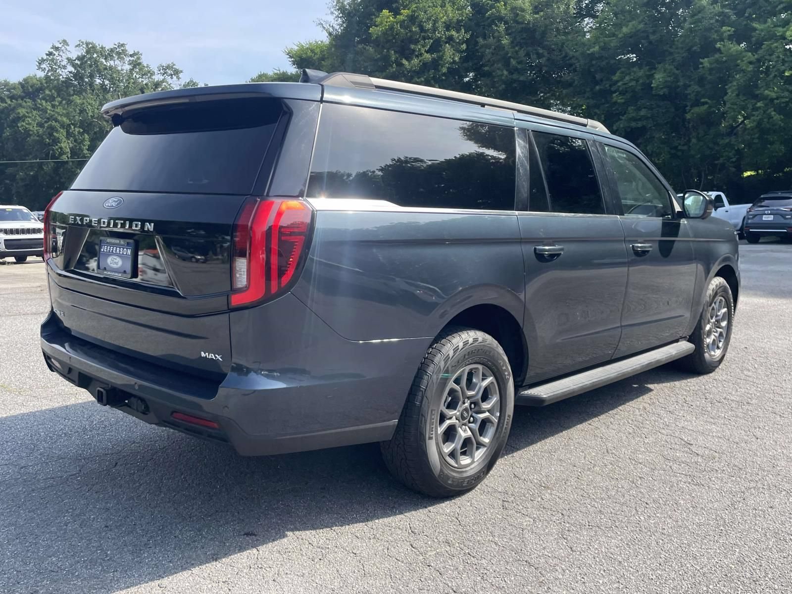 Certified 2025 Ford Expedition Max Active RWD image 3