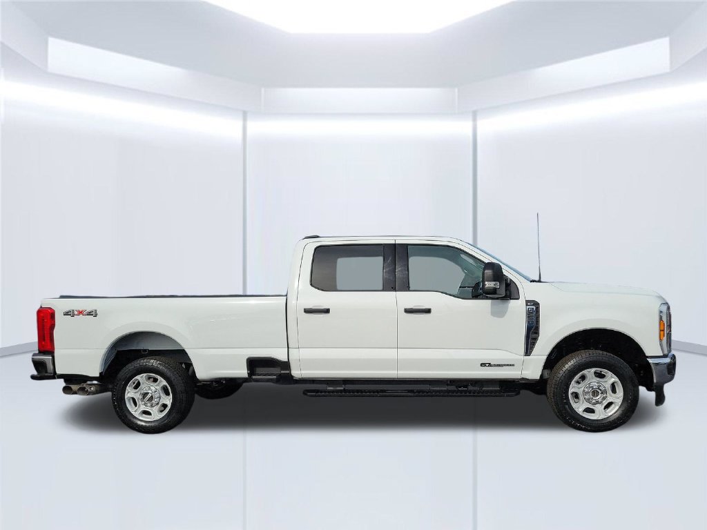 Certified 2026 Ford F250 XLT AWD/4WD image 4