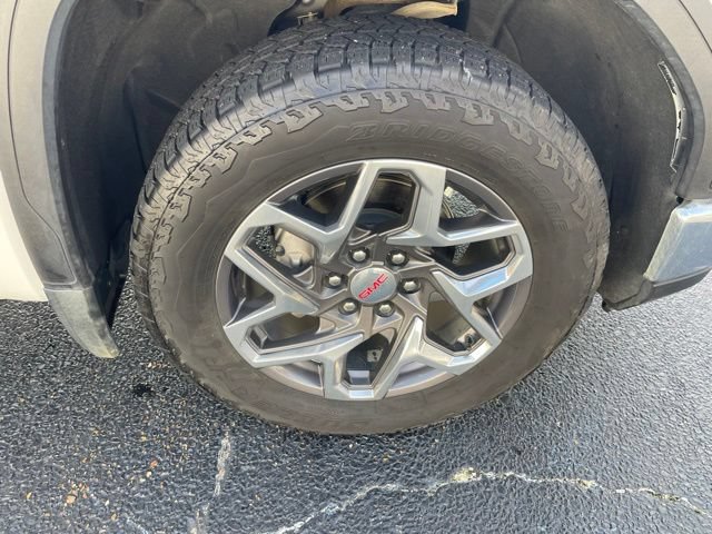 Used 2023 GMC Sierra 1500 SLE w/ X31 Off-Road Package AWD/4WD image 10