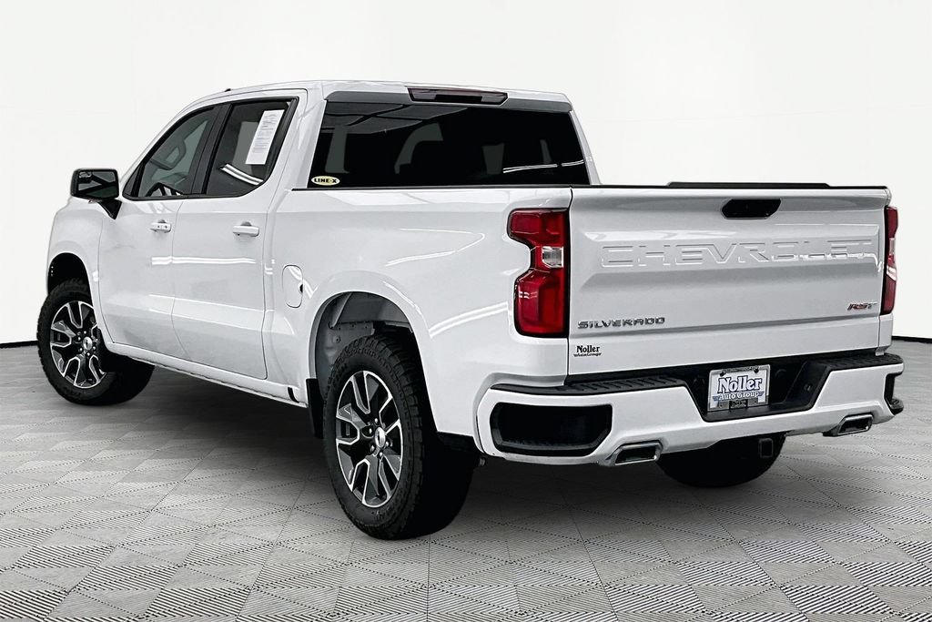 Used 2024 Chevrolet Silverado 1500 RST w/ Z71 Off-Road Package AWD/4WD image 13