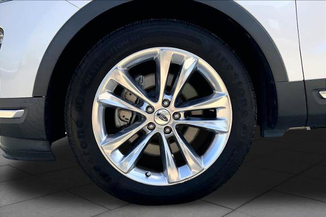 Certified 2019 Ford Explorer Limited w/ Ford Safe & Smart Package FWD image 11