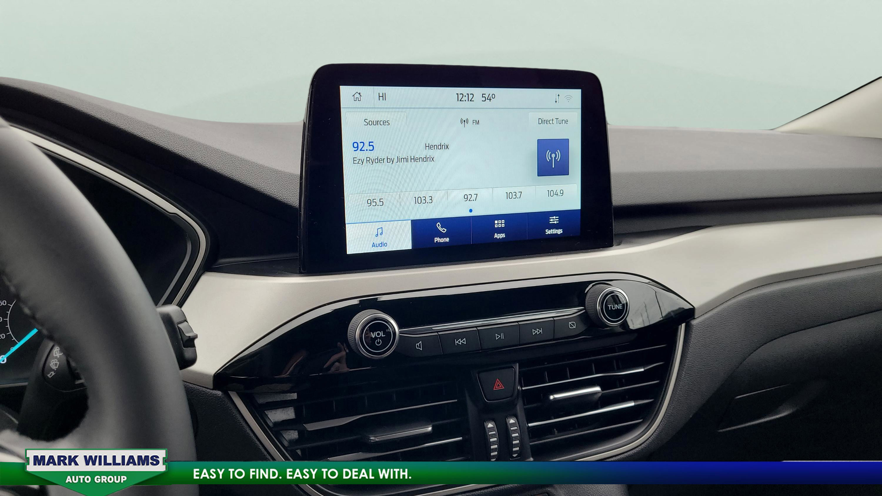 Certified 2022 Ford Escape SE w/ Cold Weather Package image 18