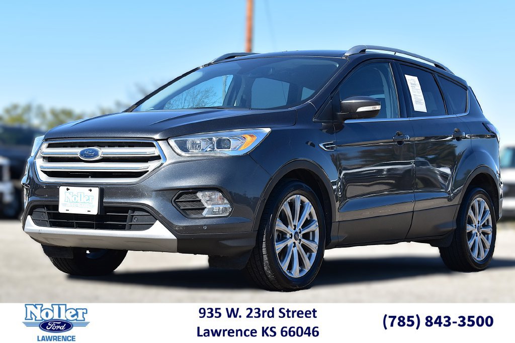 Certified 2018 Ford Escape Titanium FWD image 1