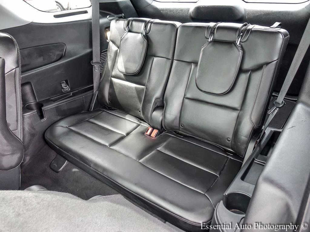 Certified 2022 Ford Explorer XLT w/ Equipment Group 202A image 12