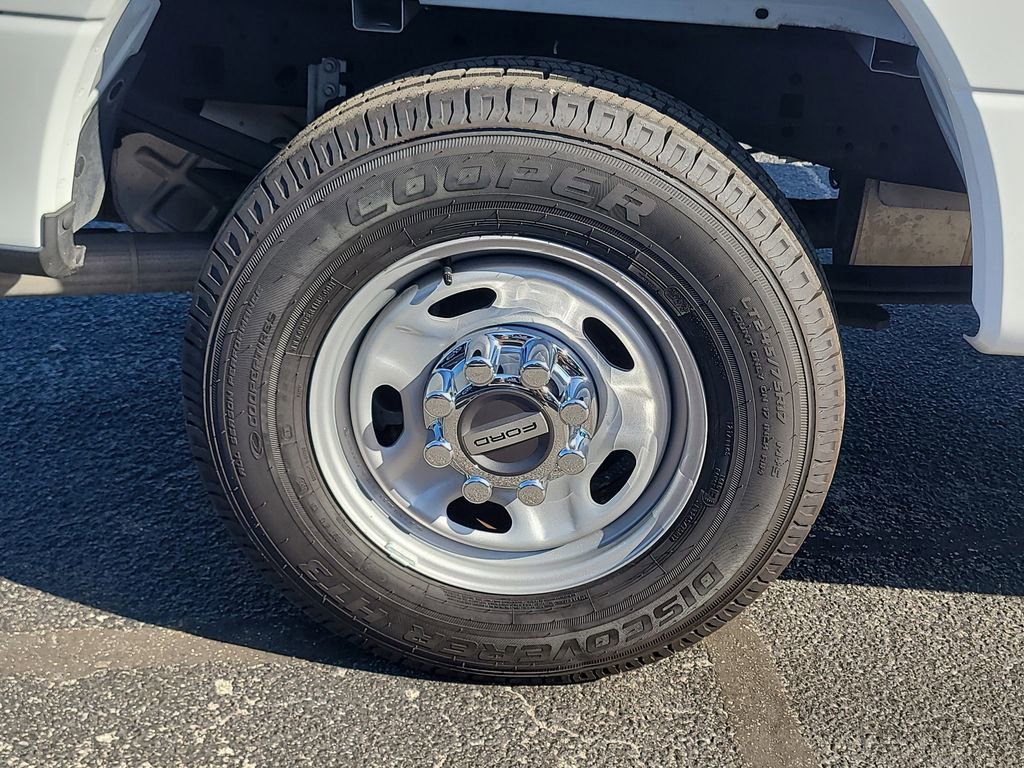 Certified 2022 Ford F250 XL w/ XL Value Package image 5