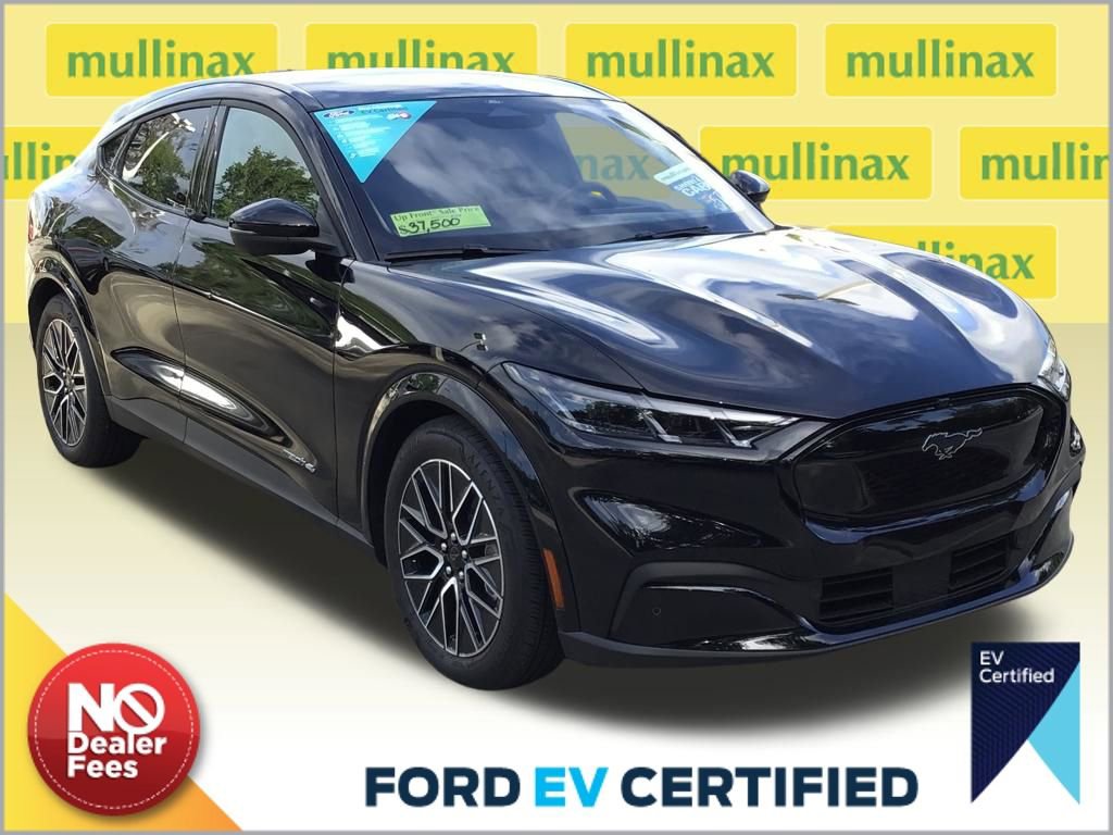 Certified 2025 Ford Mustang Mach-E Premium image 1