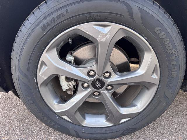 Certified 2025 Ford Escape ST-Line Select AWD/4WD image 9