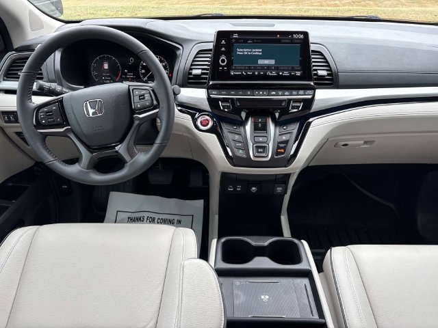 Used 2026 Honda Odyssey Touring image 16