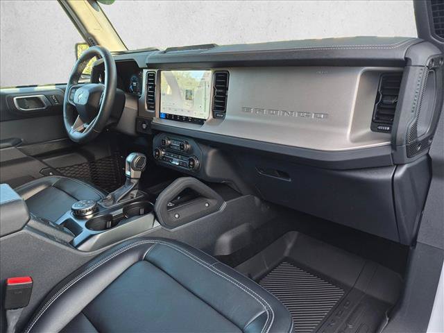 Certified 2025 Ford Bronco Outer Banks w/ Sasquatch Package AWD/4WD image 20