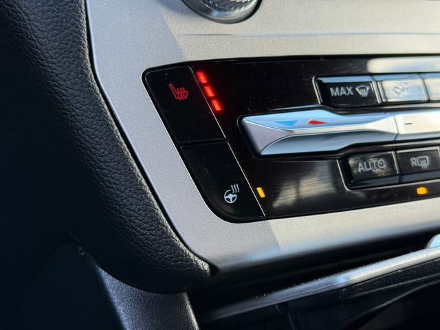 Certified 2022 Ford Explorer XLT w/ Equipment Group 202A image 10