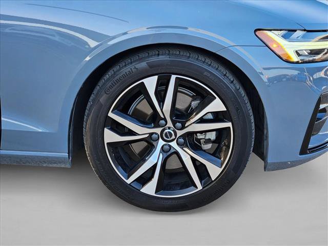 Used 2024 Volvo S60 B5 Core FWD image 16