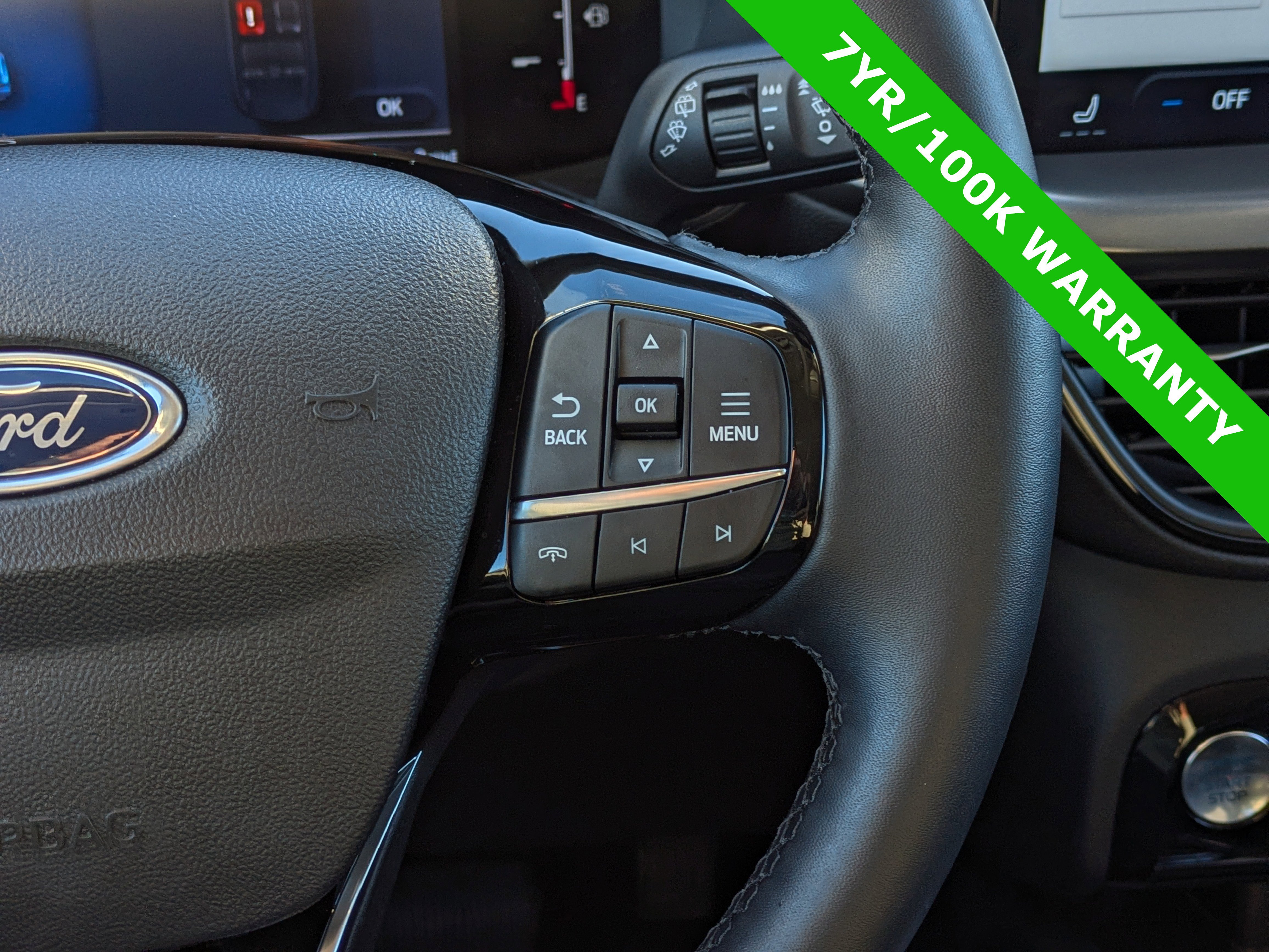 Certified 2025 Ford Escape SE FWD image 26