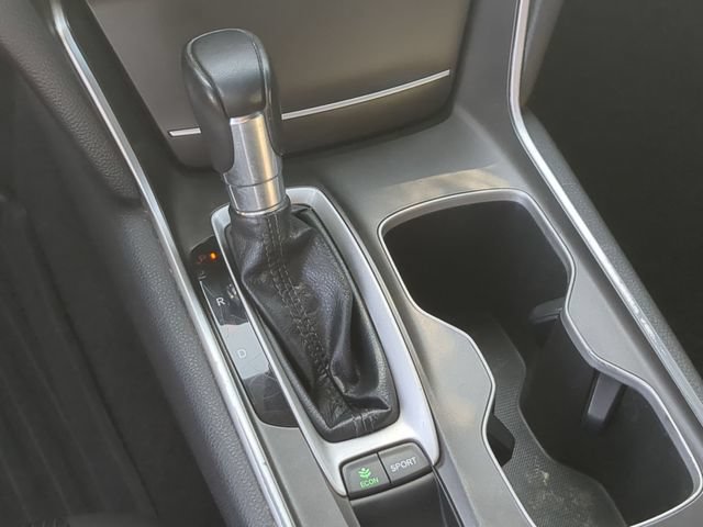 Used 2018 Honda Accord Sport image 16